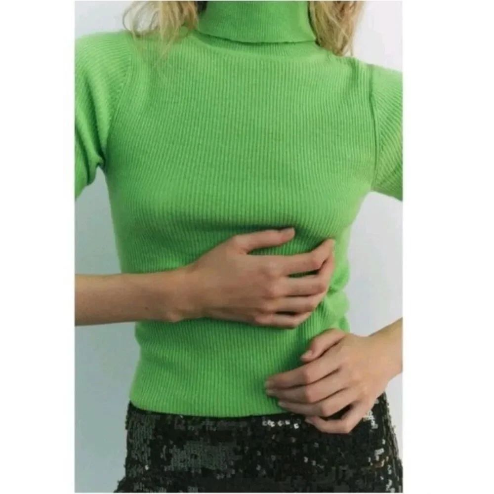 ZARA Women Turtleneck Green Soft Knit Sweater Size M NEW